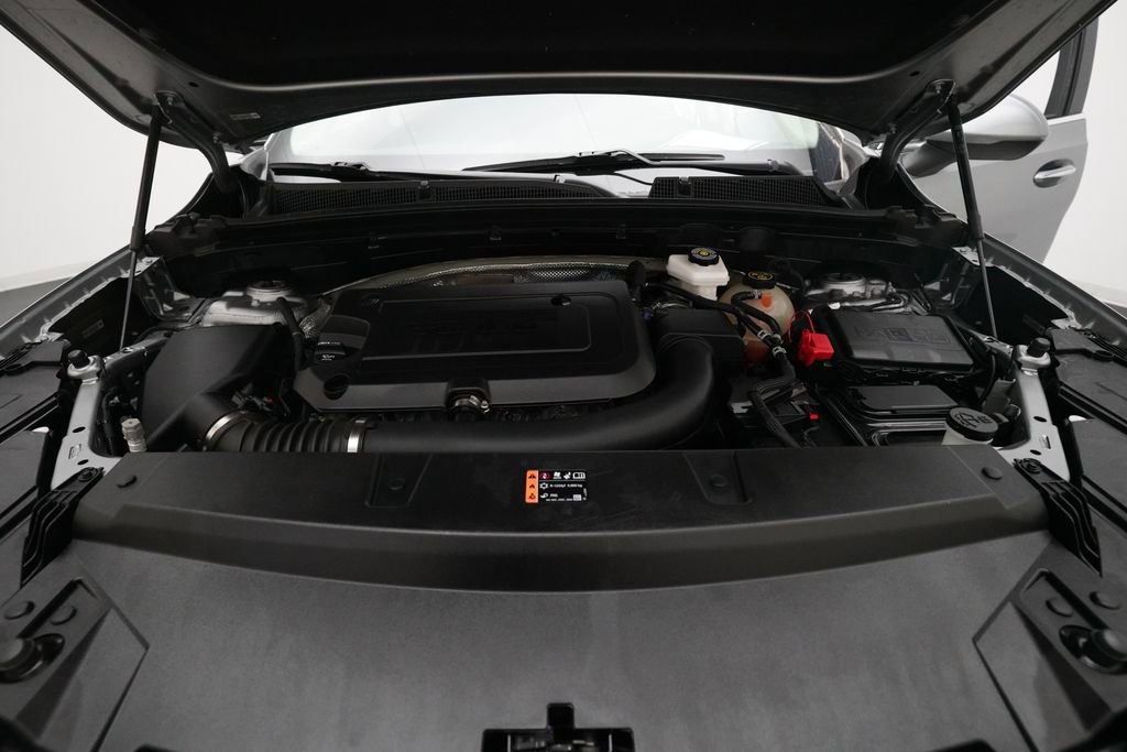 Used 2023 Buick Envision Essence FWD image 3