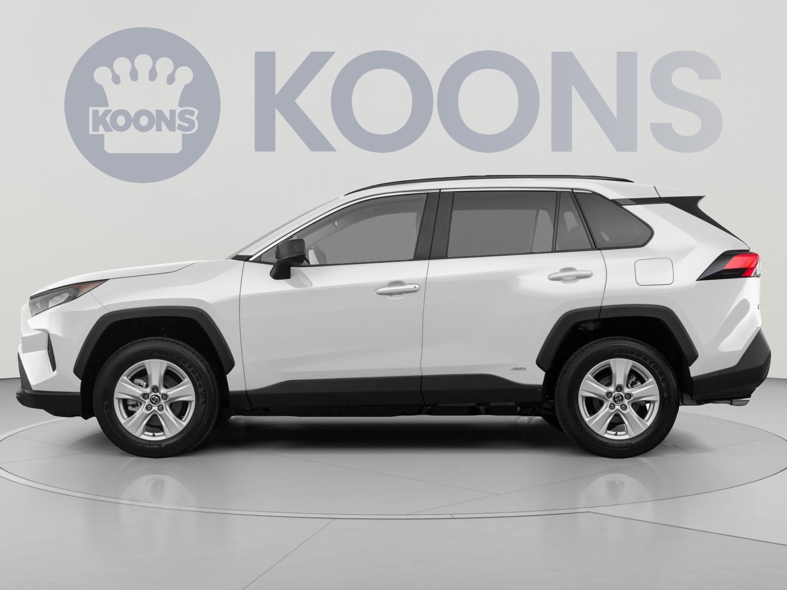 Used 2023 Toyota RAV4 LE AWD/4WD image 2