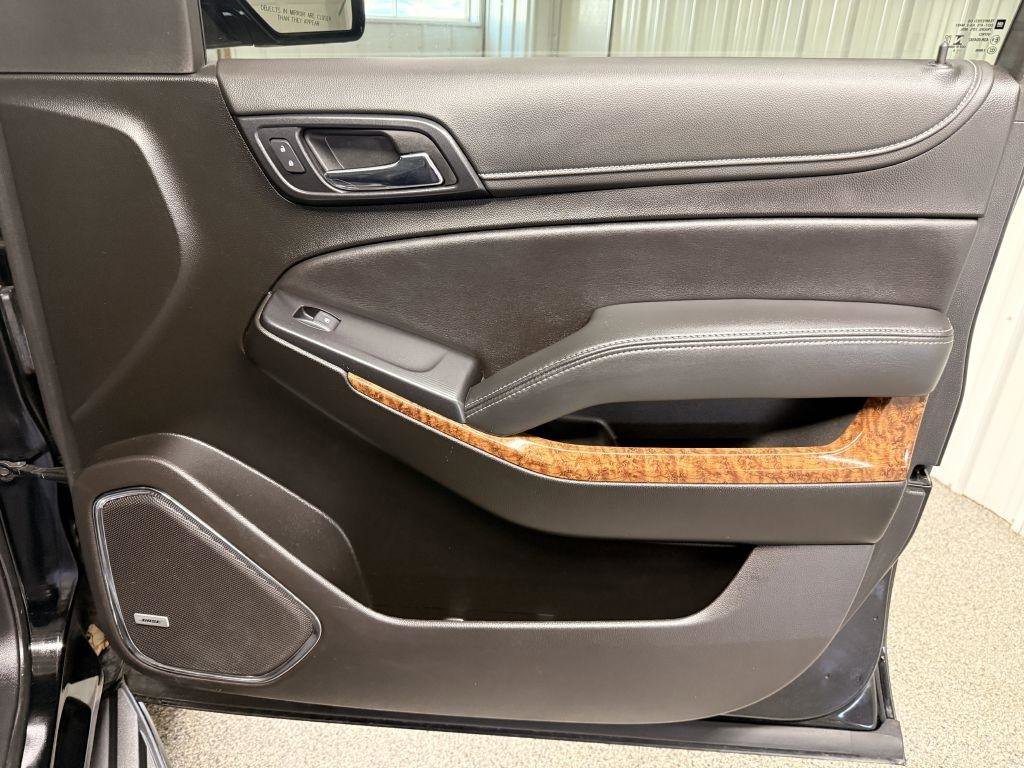 Used 2019 Chevrolet Suburban Premier image 44