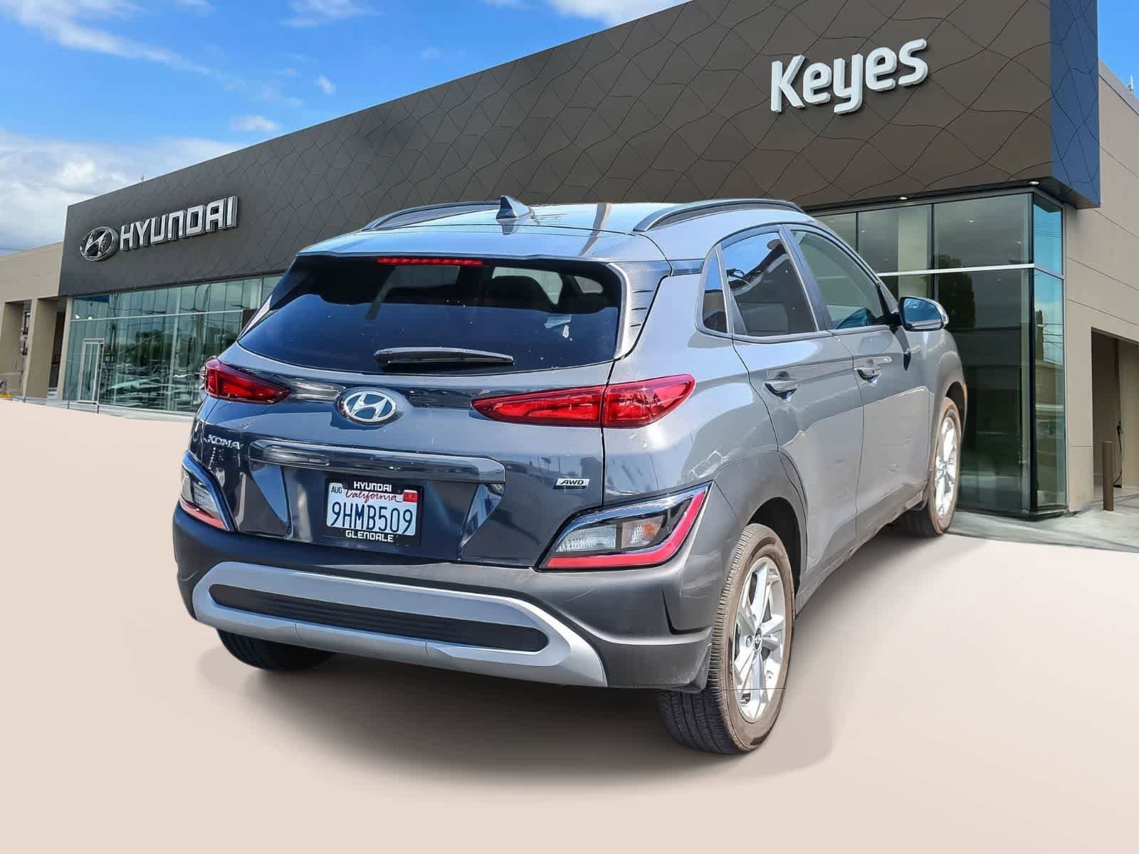 Certified 2023 Hyundai Kona SEL AWD/4WD image 4