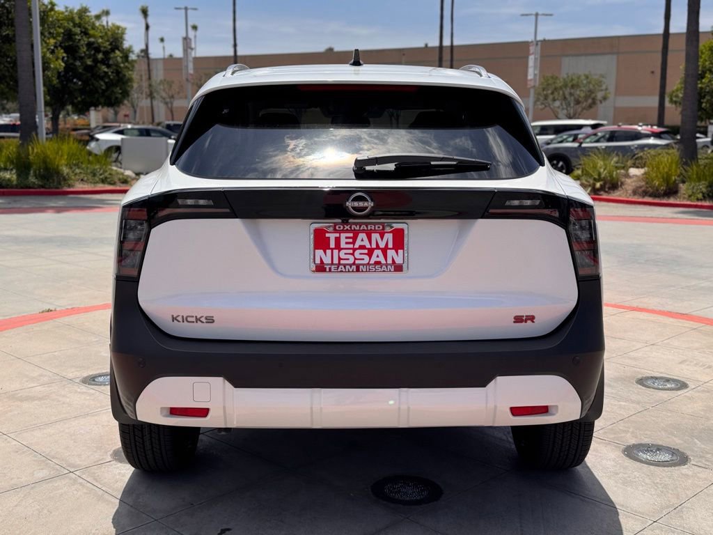 New 2026 Nissan Kicks SR FWD image 6