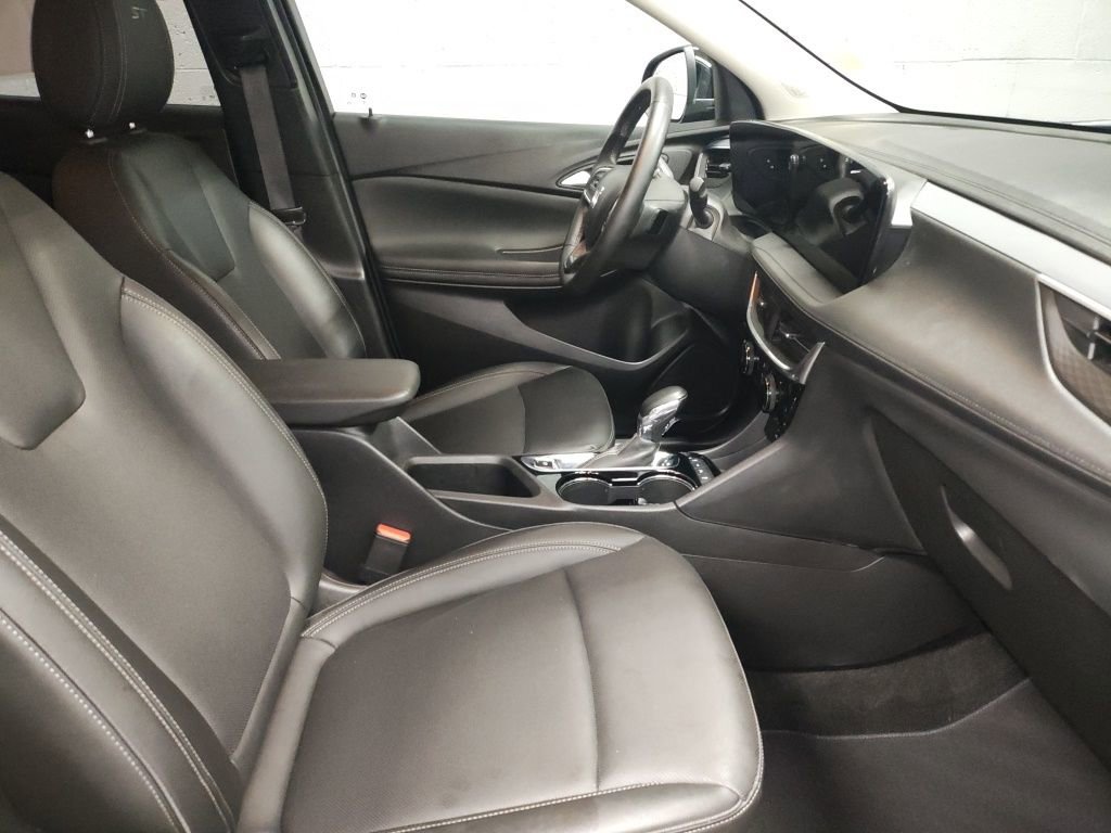 Certified 2024 Buick Encore GX Sport Touring w/ Advanced Technology Package image 7
