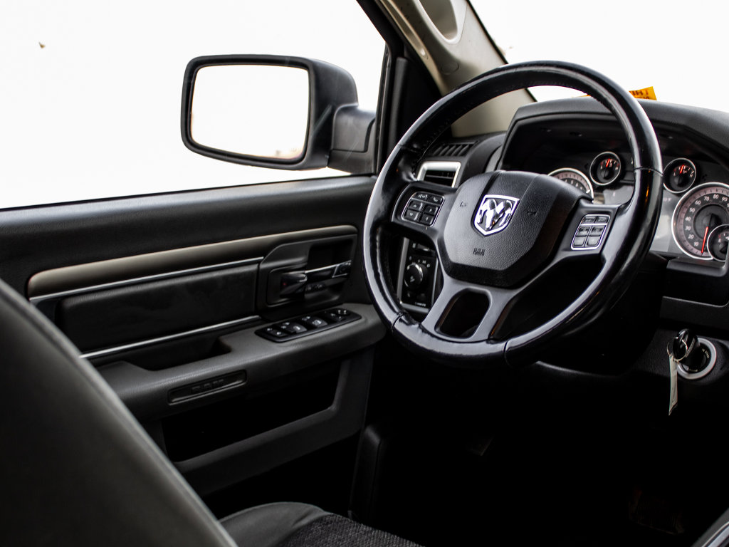 Used 2016 RAM 1500 Big Horn image 34