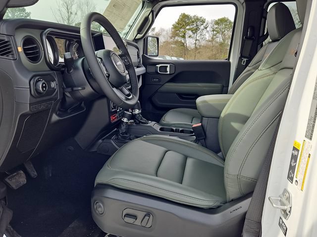 New 2026 Jeep Gladiator Mojave AWD/4WD image 13