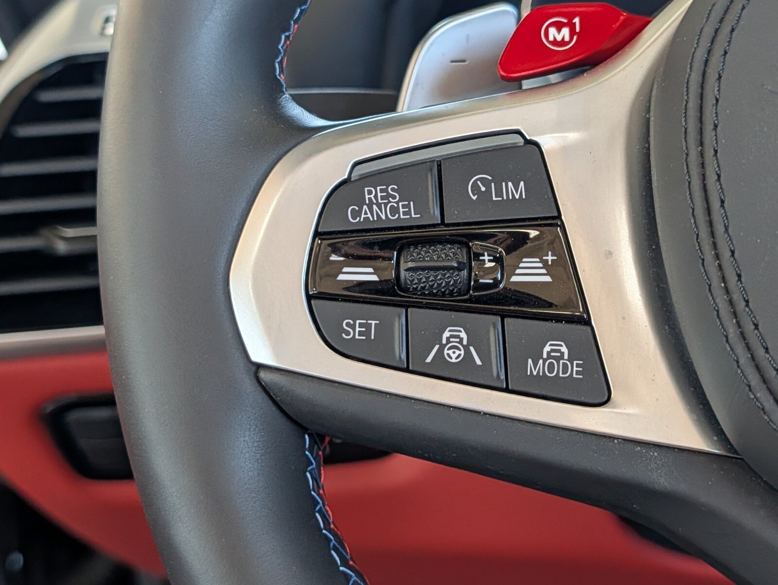 Certified 2025 BMW M8 Competition AWD/4WD image 21