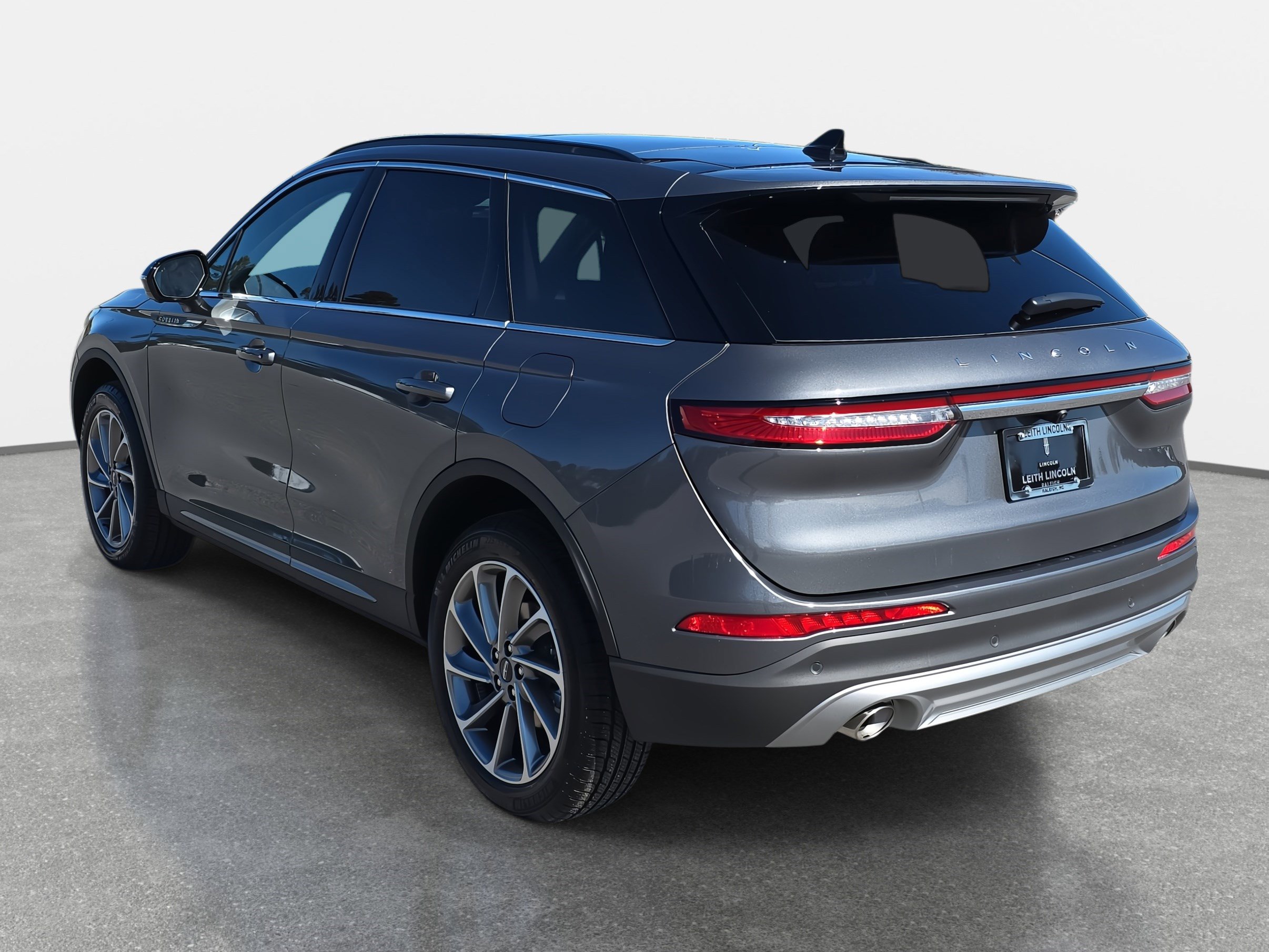 New 2026 Lincoln Corsair Premiere image 7