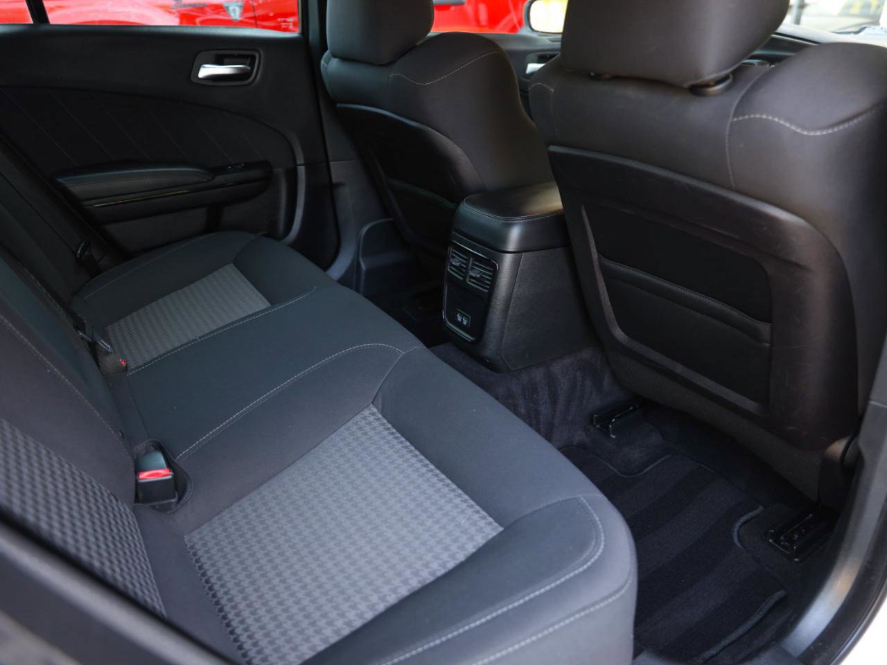 Used 2019 Dodge Charger R/T w/ Blacktop Package RWD image 23
