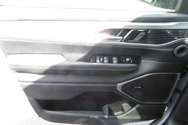 New 2026 Jeep Grand Wagoneer L 4WD image 20