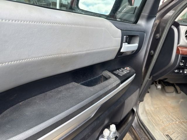 Used 2016 Toyota Tundra Limited image 26