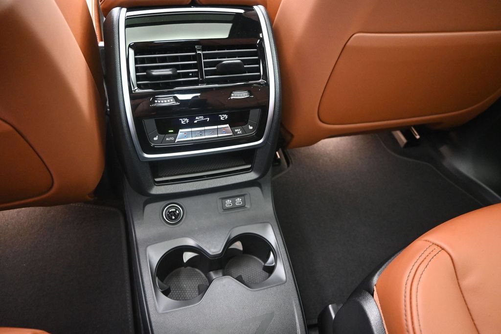 New 2027 BMW X7 M60i AWD/4WD image 18