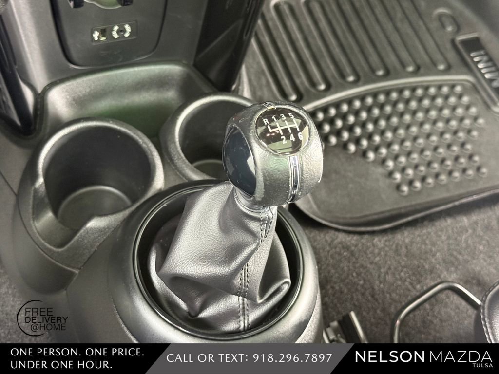 Used 2018 MINI Cooper S image 33