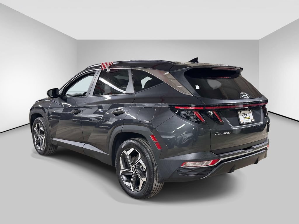 Used 2023 Hyundai Tucson SEL w/ Convenience Package AWD/4WD image 3