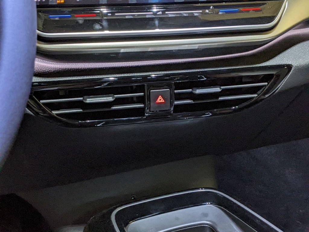 New 2026 Volkswagen ID.4 Pro RWD image 19