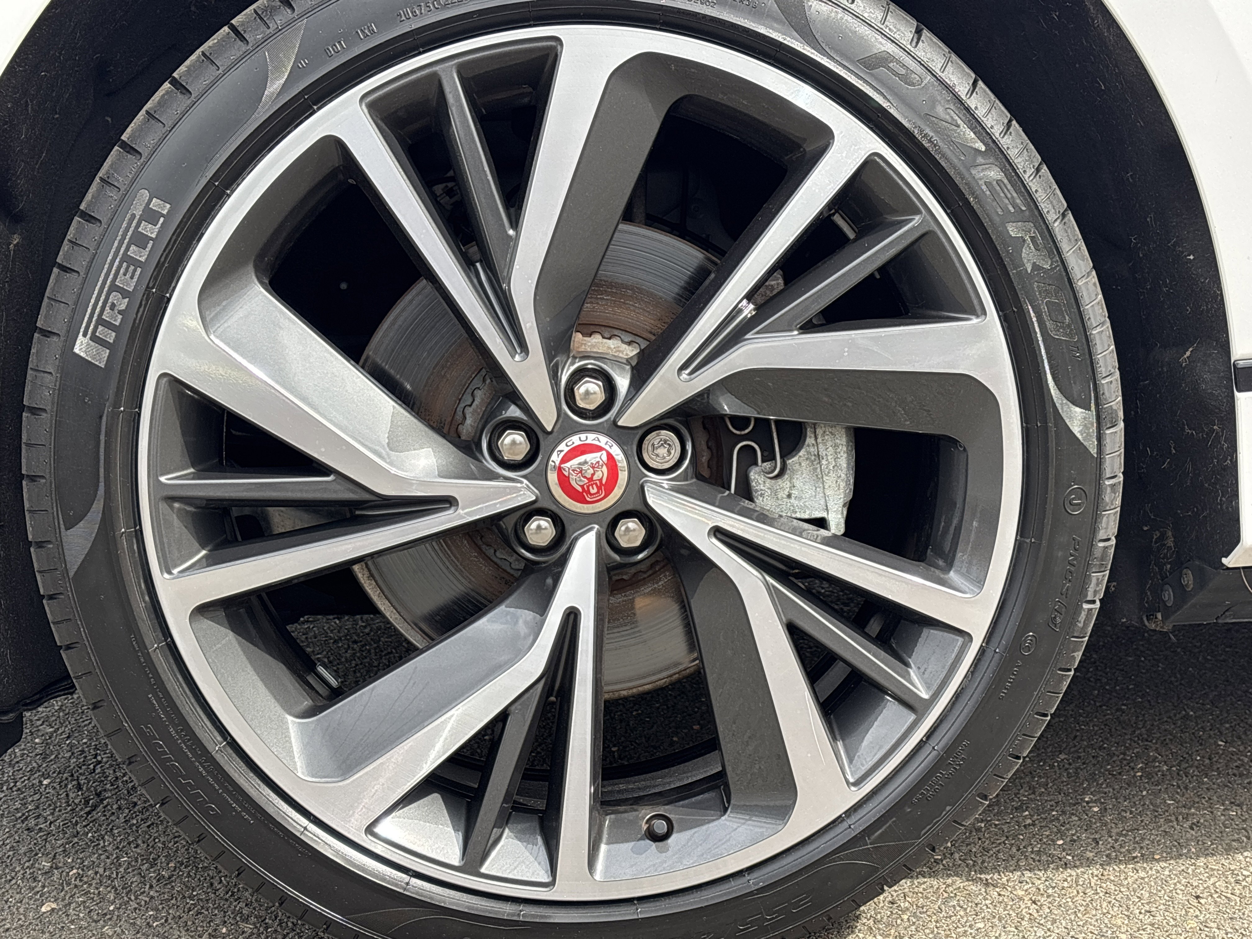 Certified 2023 Jaguar I-PACE HSE image 11