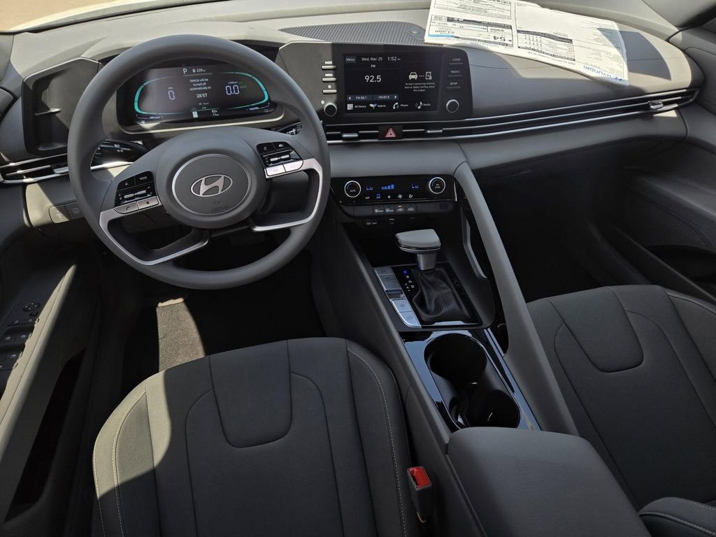 New 2026 Hyundai Elantra Blue FWD image 21
