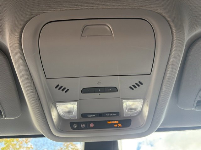 Certified 2023 GMC Acadia SLT w/ Elevation Edition image 39