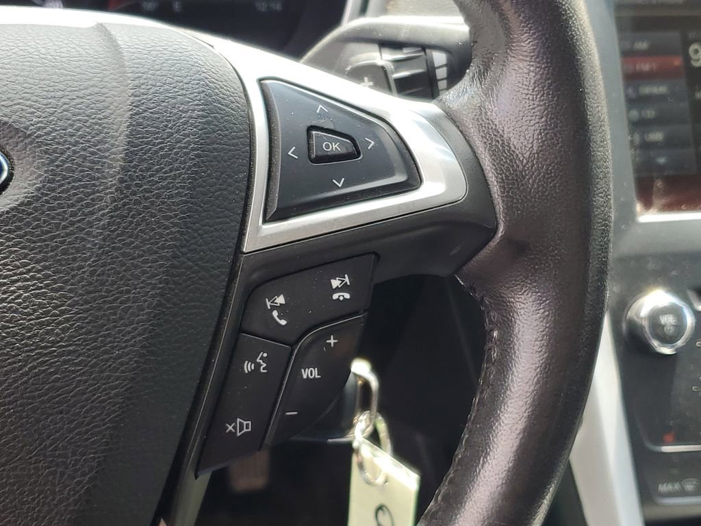 Used 2015 Ford Fusion SE w/ Equipment Group 201A AWD/4WD image 17