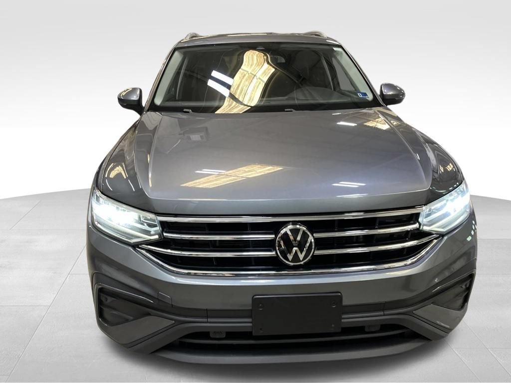 Used 2023 Volkswagen Tiguan SE FWD image 8