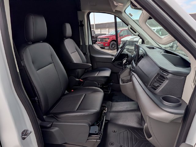New 2027 Ford Transit 150 148 Medium Roof w/ Load Area Protection Package RWD image 16