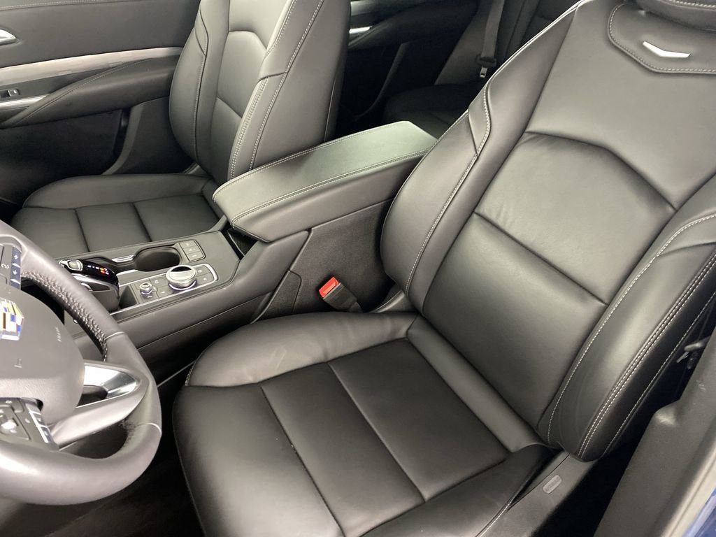 Used 2025 Cadillac XT4 Premium Luxury w/ Cold Weather Package image 22