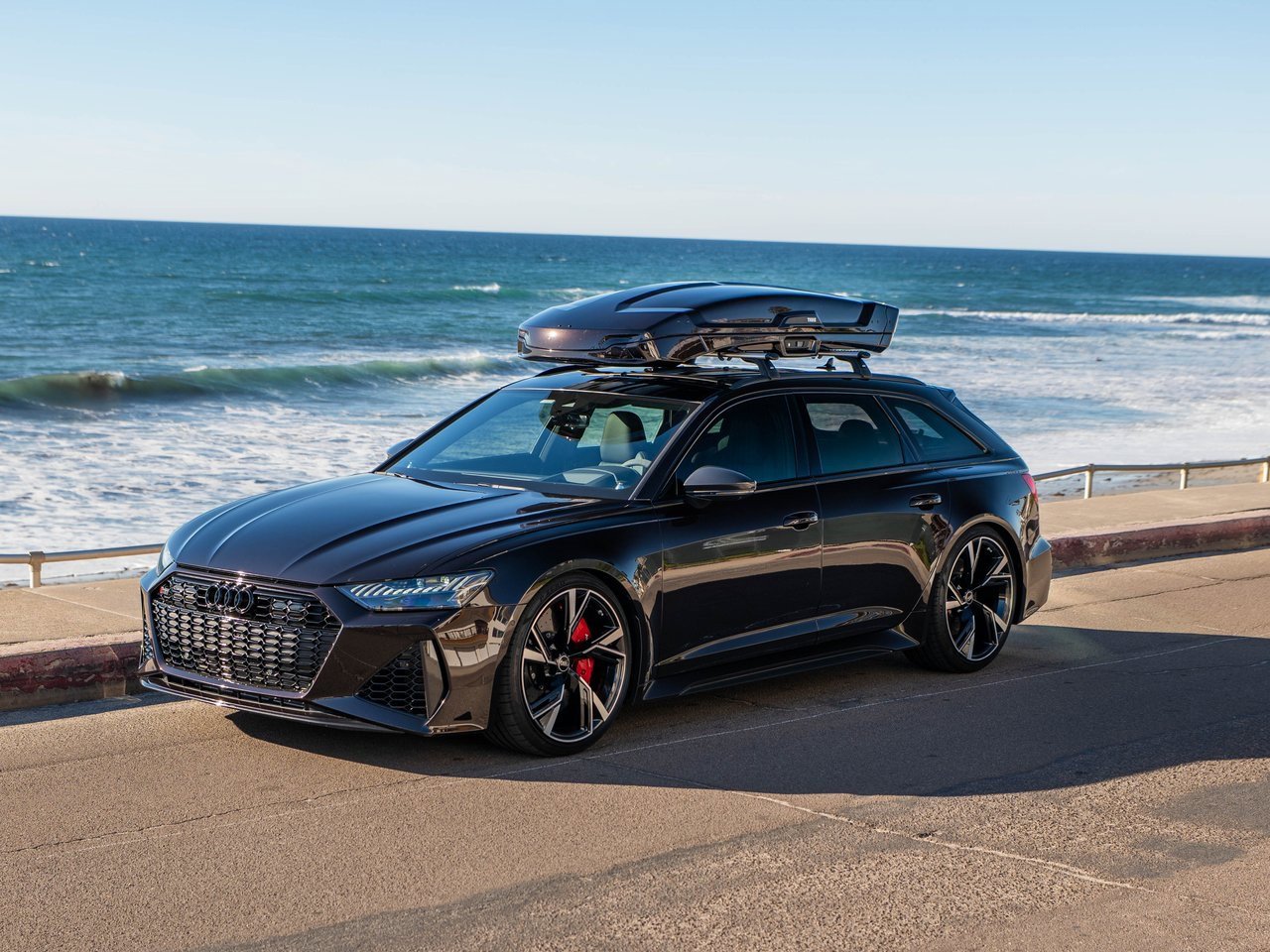 Used 2023 Audi RS 6 w/ Carbon Optic Package image 1