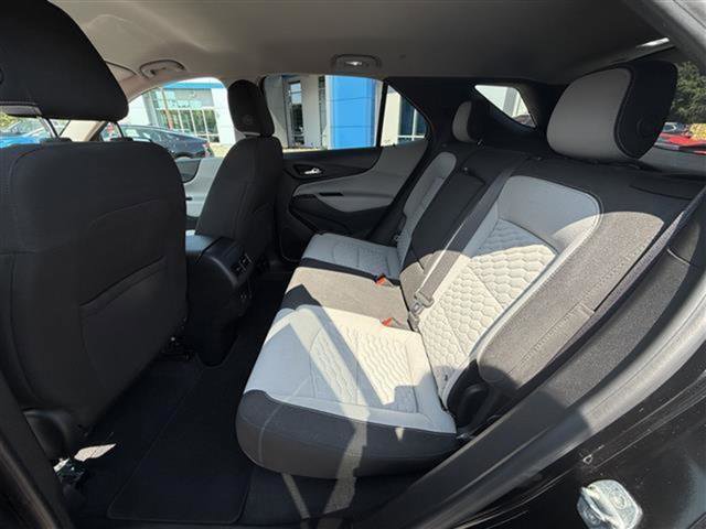 Used 2020 Chevrolet Equinox LS w/ LS Convenience Package image 24