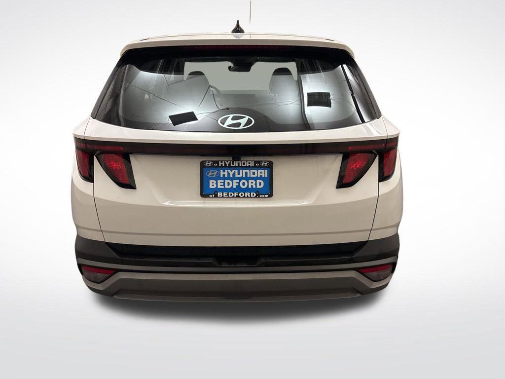 New 2025 Hyundai Tucson SE image 6