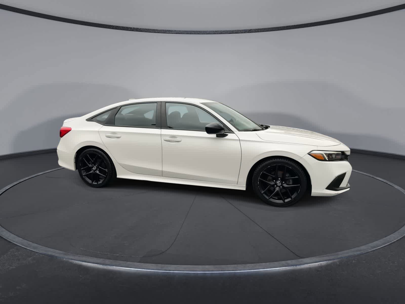 Used 2022 Honda Civic Sport image 9