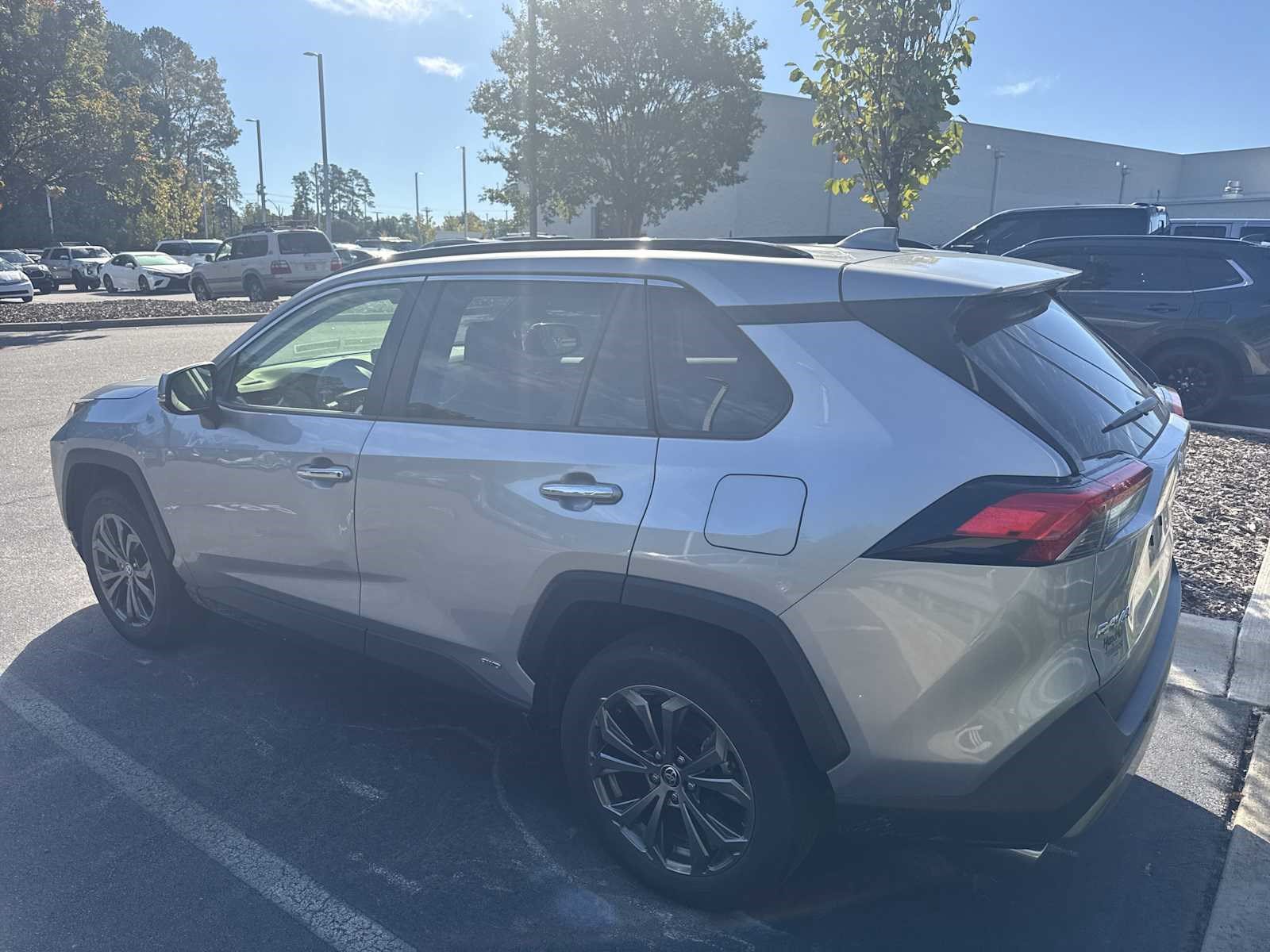 Used 2025 Toyota RAV4 Limited w/ Advanced Technology Package AWD/4WD image 10