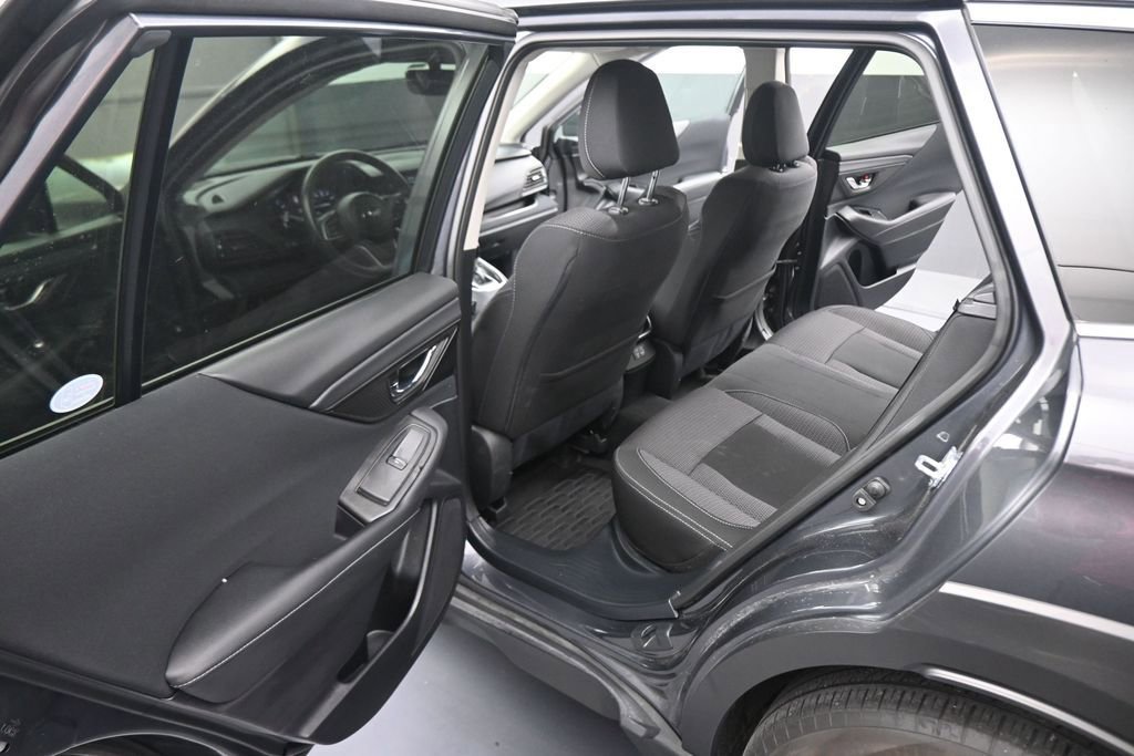Used 2024 Subaru Outback Premium AWD/4WD image 41