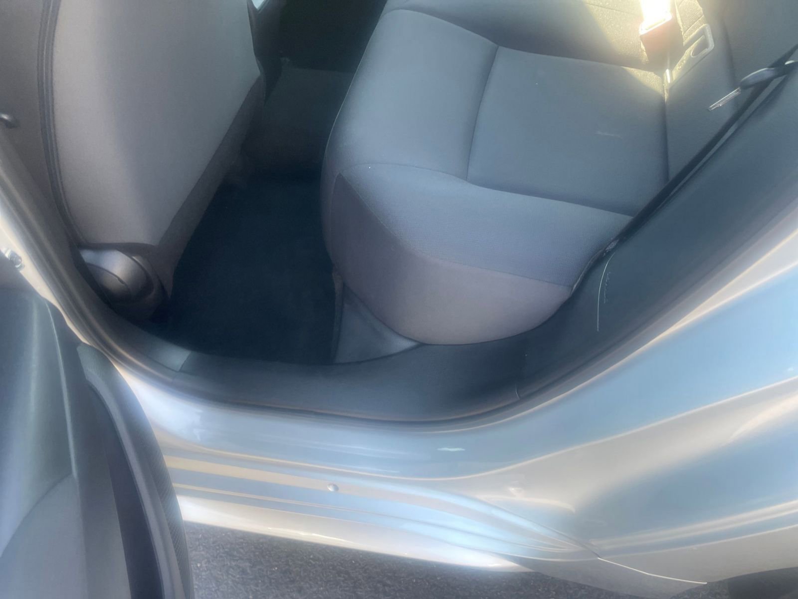 Used 2025 Toyota Corolla LE image 37