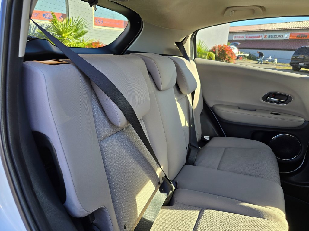 Used 2018 Honda HR-V EX image 15