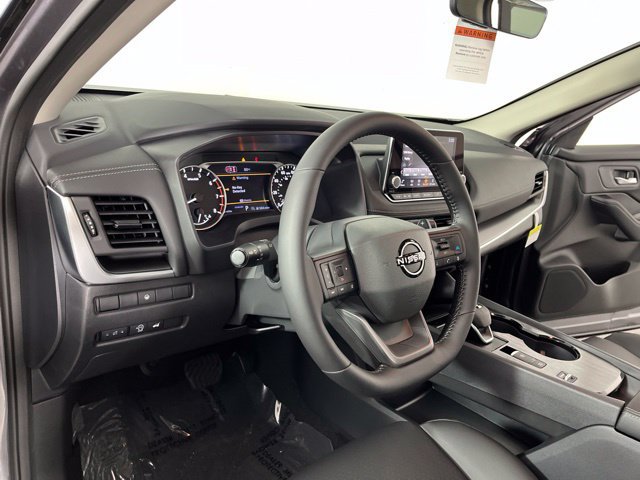 New 2026 Nissan Rogue Dark Armor FWD image 20