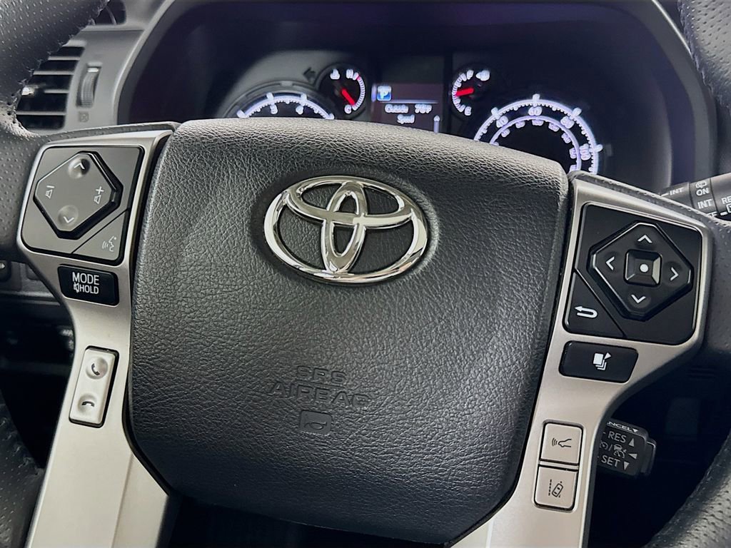 Used 2021 Toyota 4Runner SR5 Premium image 11