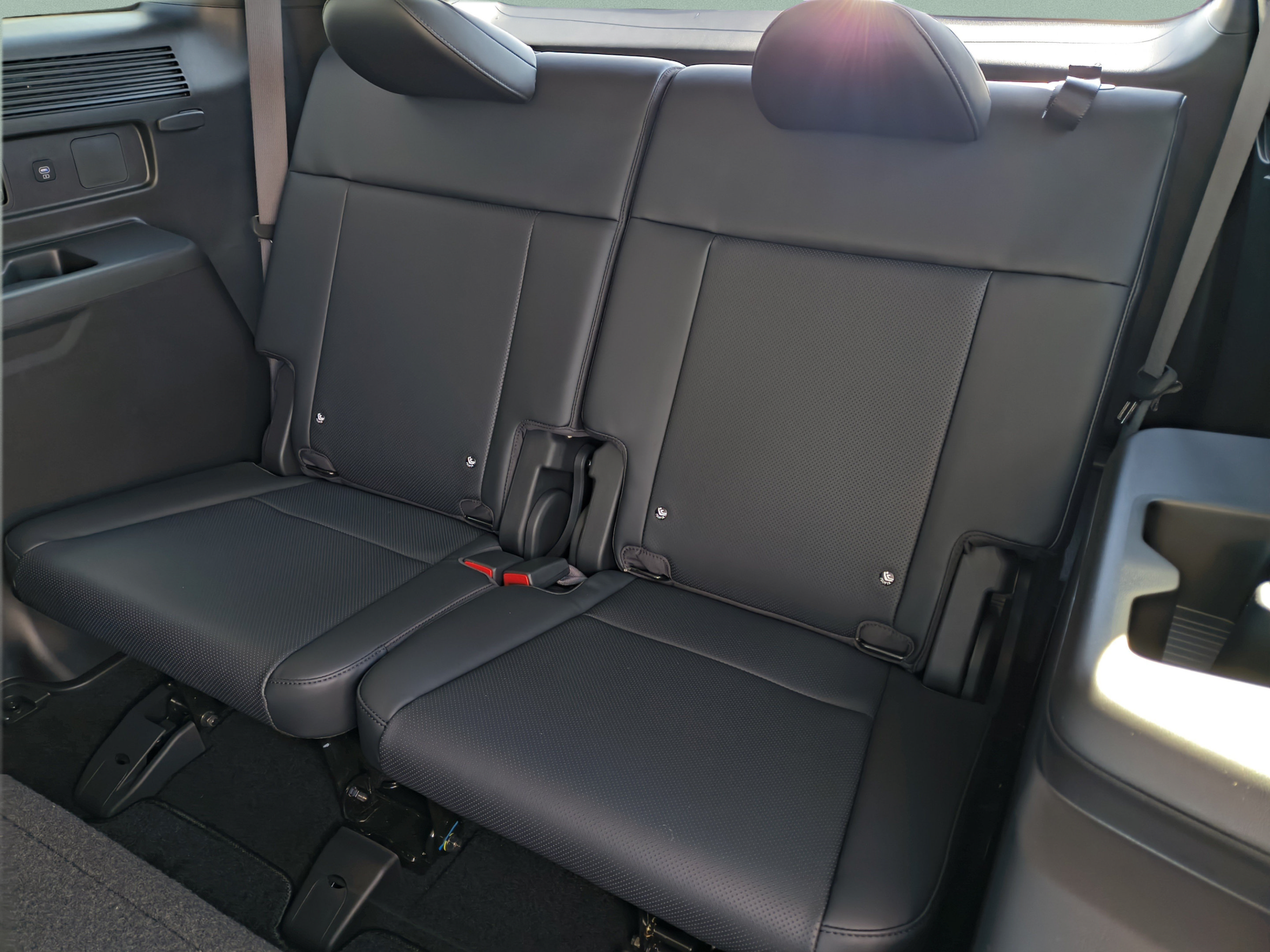 New 2027 Hyundai Santa Fe SEL FWD image 19