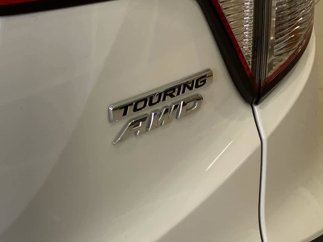 Used 2019 Honda HR-V Touring image 12