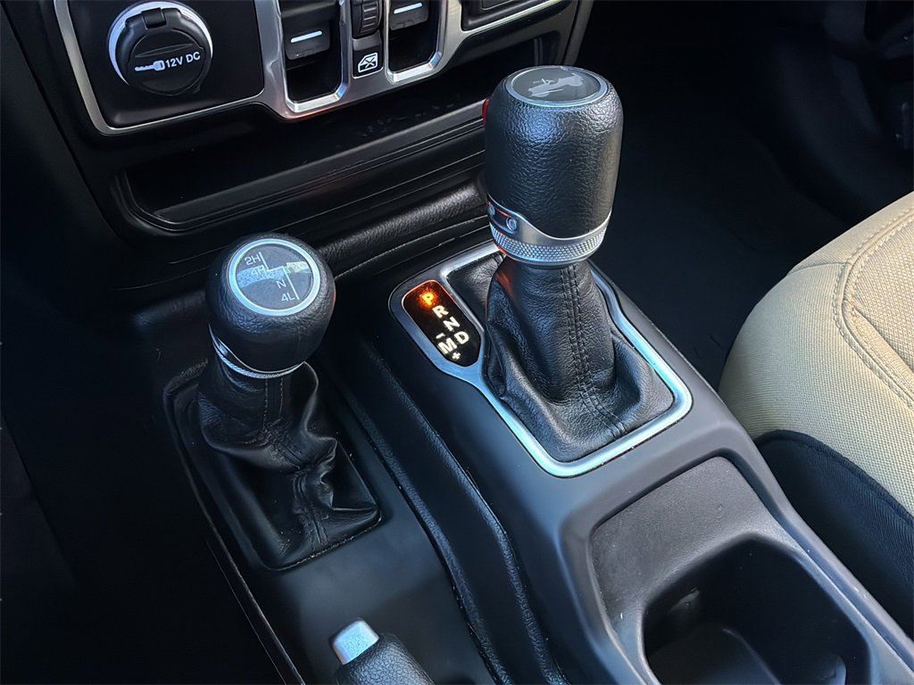 Used 2023 Jeep Wrangler Unlimited Sport image 20