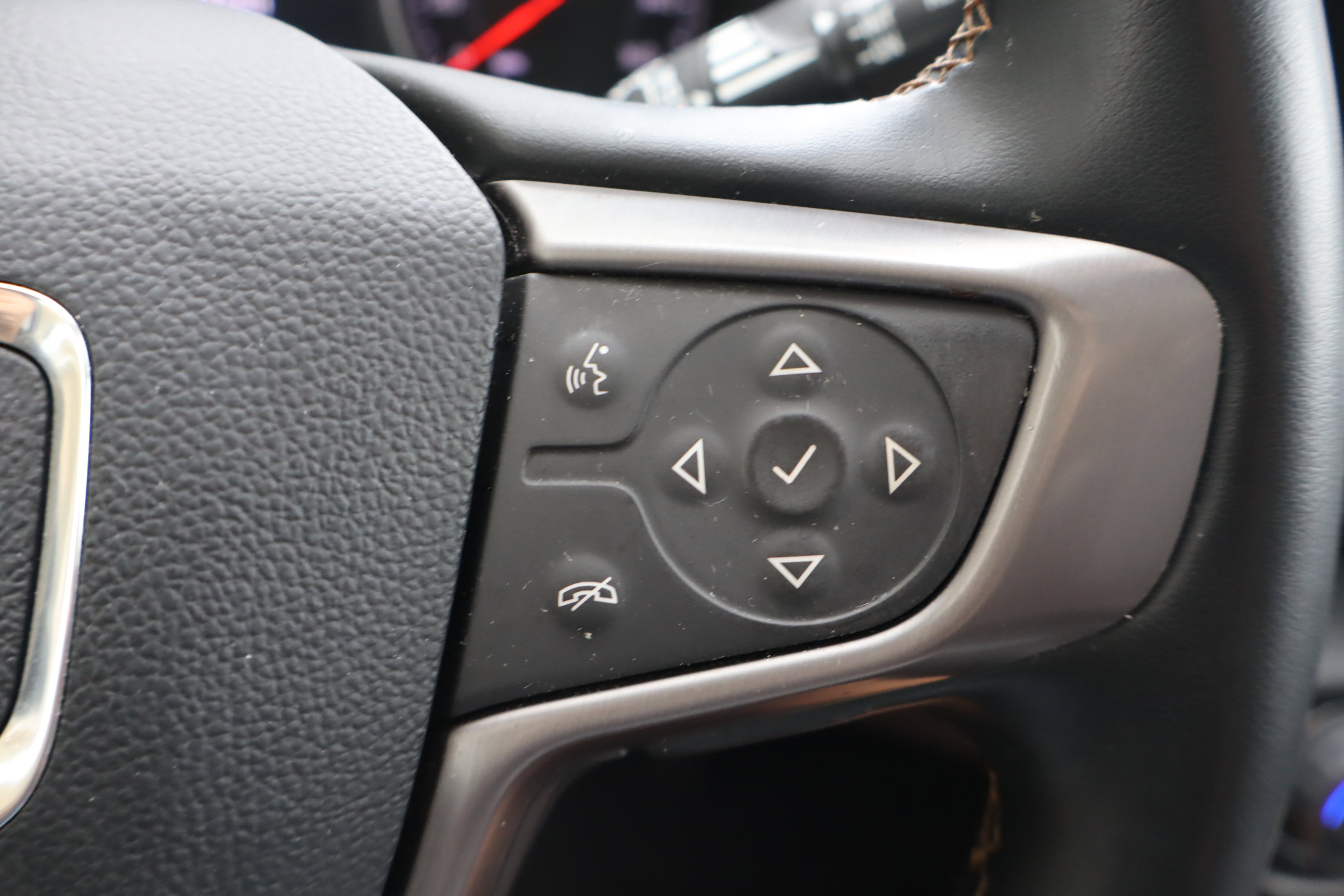 Certified 2023 GMC Terrain AT4 image 21