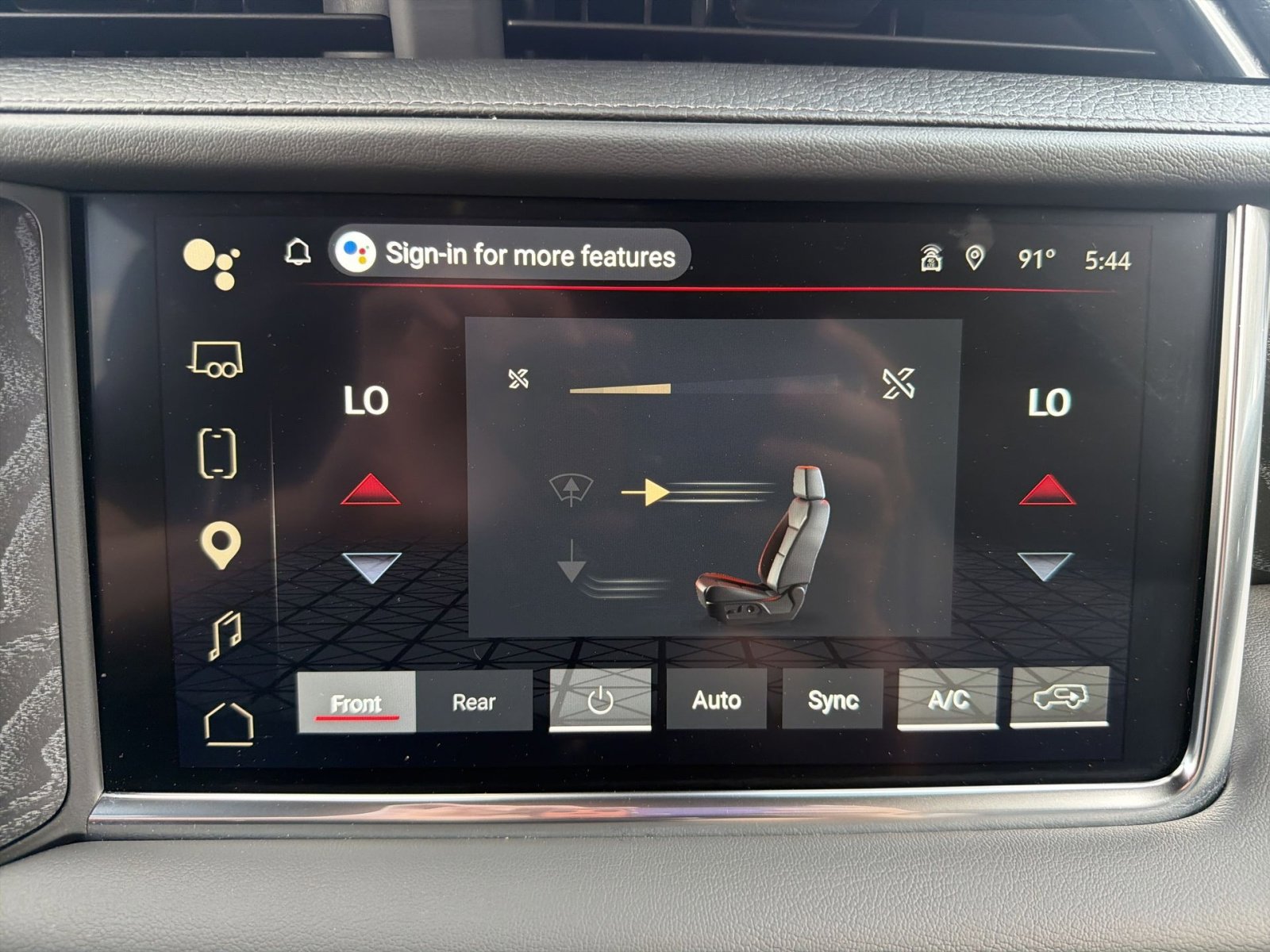 Used 2024 GMC Yukon XL Denali w/ Denali Reserve Package image 21