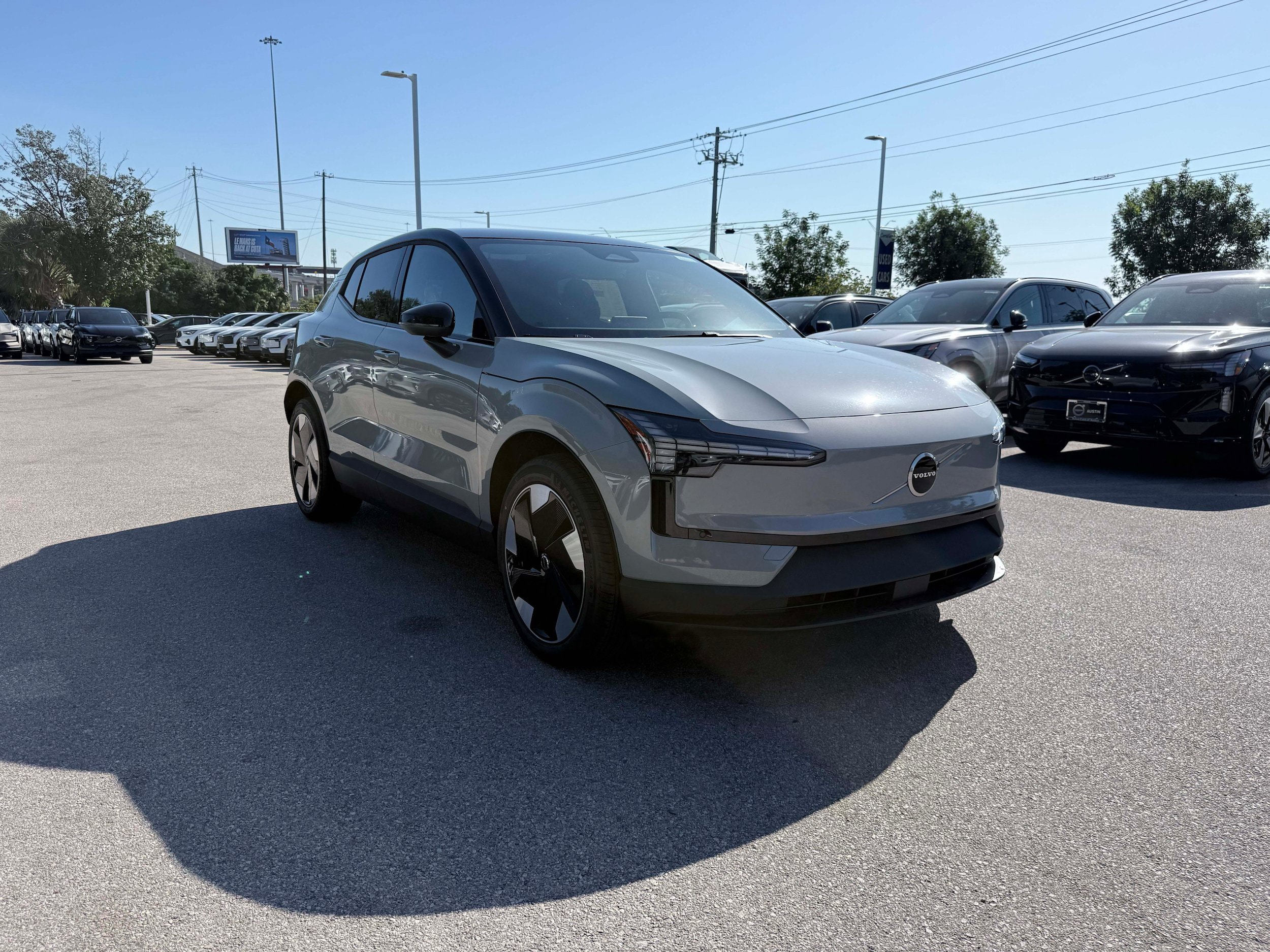New 2026 Volvo EX30 Plus w/ Protection Package Premier AWD/4WD image 7
