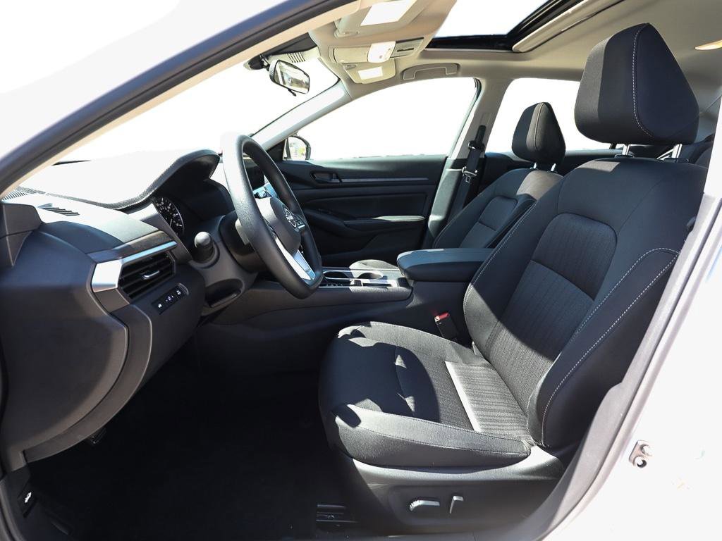 New 2026 Nissan Altima 2.5 SV FWD image 10