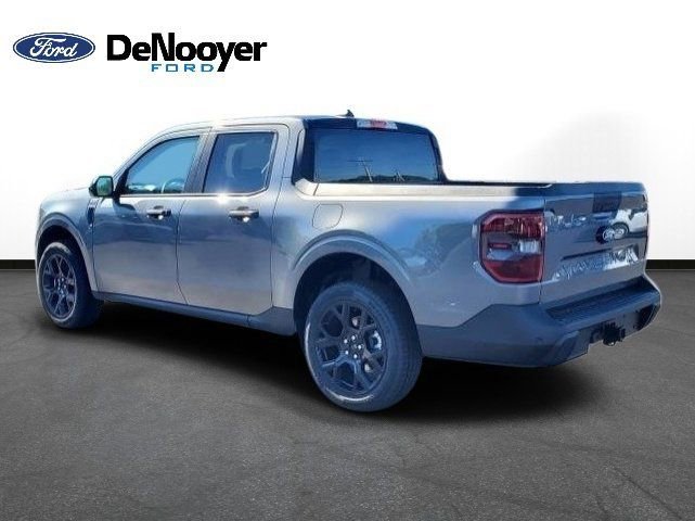 New 2025 Ford Maverick XLT w/ XLT Luxury Package image 4