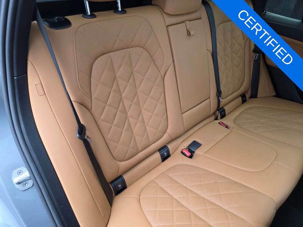Used 2024 BMW X5 sDrive40i w/ Parking Assistance Package image 25