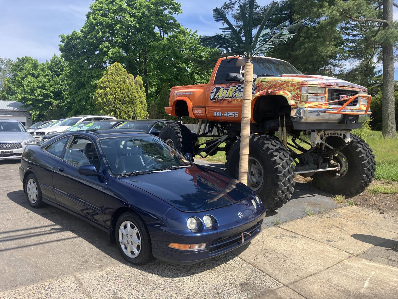 Used 1997 Acura Integra LS FWD image 2