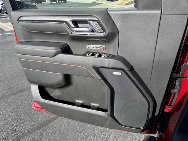Used 2025 GMC Sierra 1500 AT4 w/ AT4 Premium Package image 8