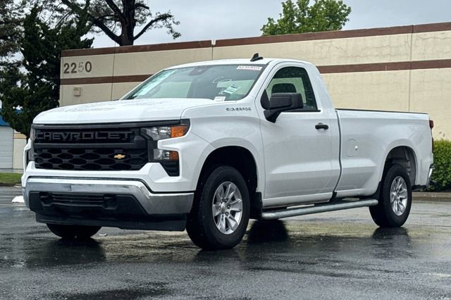 Used 2025 Chevrolet Silverado 1500 W/T image 8