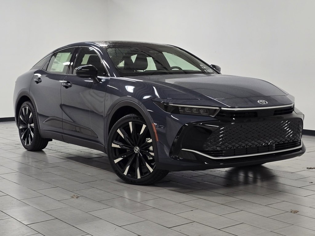 New 2026 Toyota Crown Platinum image 2