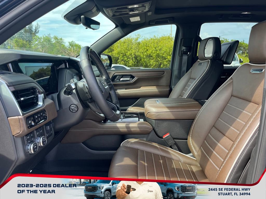 Used 2025 GMC Yukon Denali Ultimate image 9
