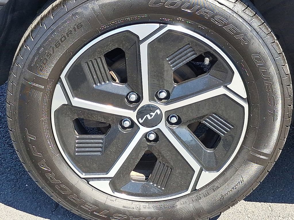 Certified 2023 Kia Niro EX FWD image 9