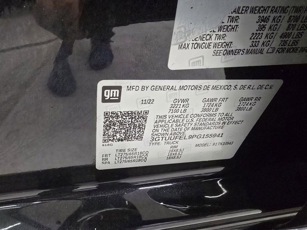 Used 2023 GMC Sierra 1500 AT4X image 17